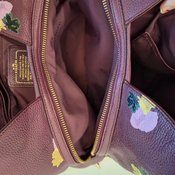 EUC Coach Plum Floral Edie Pebbled Leather Bag w/ Dust Bag (Gold Key Chain) - Picture 5 of 6